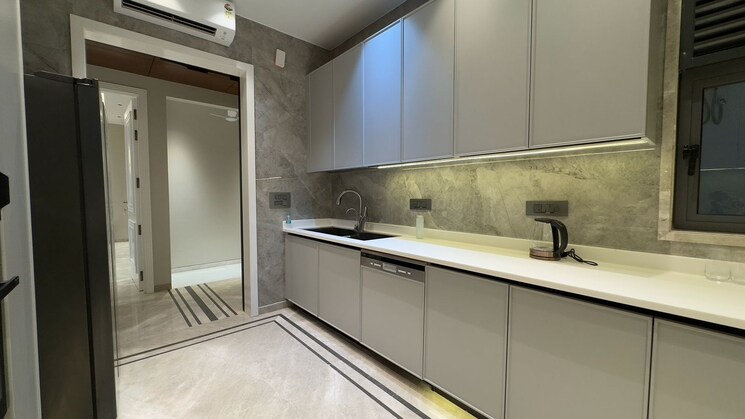 Kitchen, safdarjung enclave 4 Bedroom 3000 Sq.Ft. Apartment In Safdarjung Enclave Delhi 9647152