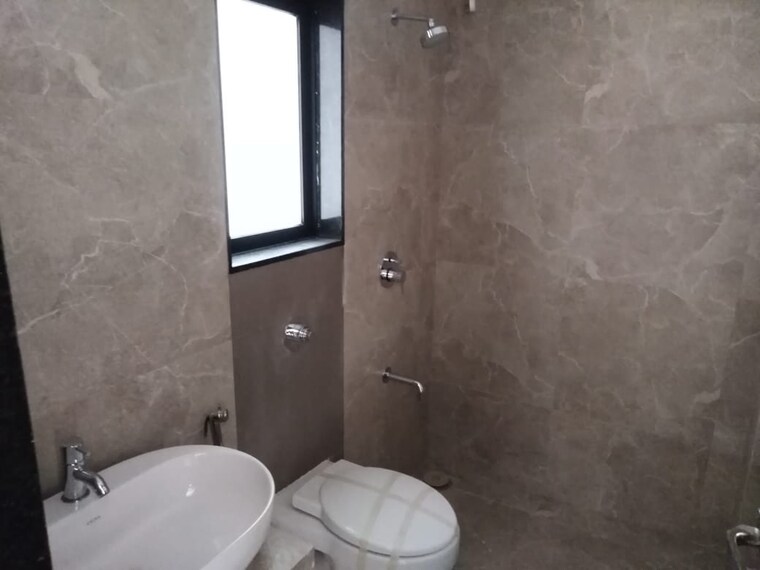 Bathroom, chandak-stella 3 Bedroom 881 Sq.Ft. Apartment In Goregaon West Mumbai 9647163