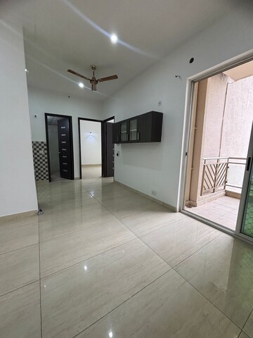 Room in 3.5 BHK Apartment at Amrapali Zodiac, Sector 120 – for Sale