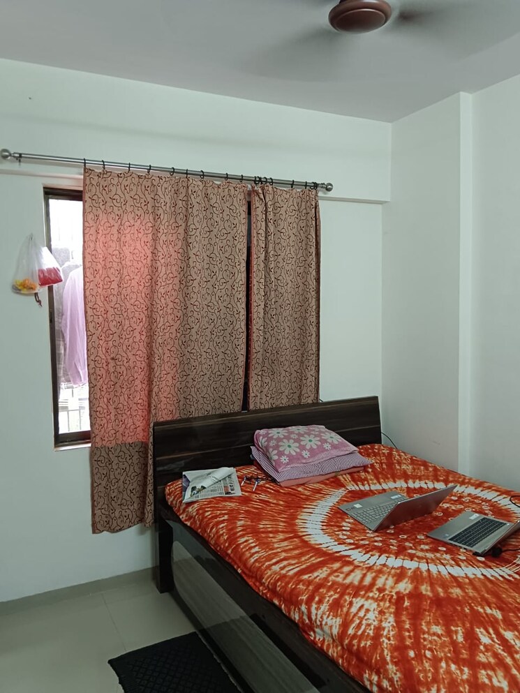 Bedroom, swastik-regalia 3 Bedroom 940 Sq.Ft. Apartment In Waghbil Thane 9647251