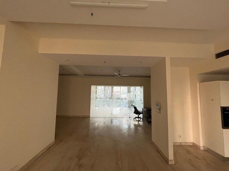 Room, mahagun-marvella 5 Bedroom 4075 Sq.Ft. Apartment In Sector 78 Noida 9647272