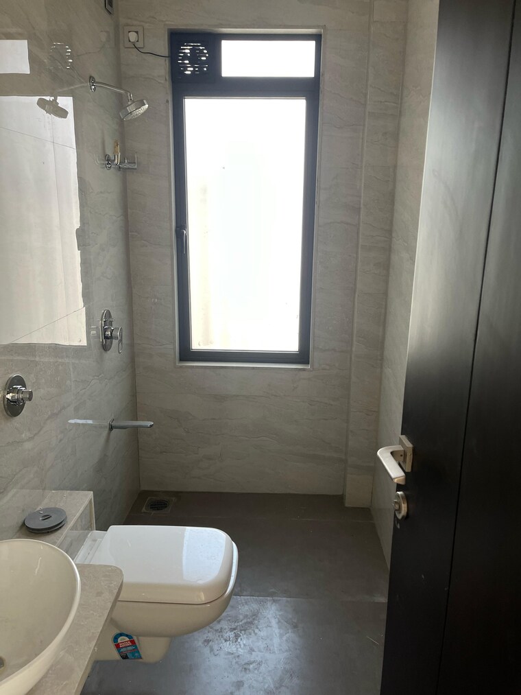 Bathroom, lodha-divino 2 Bedroom 820 Sq.Ft. Apartment In Matunga East Mumbai 9647259