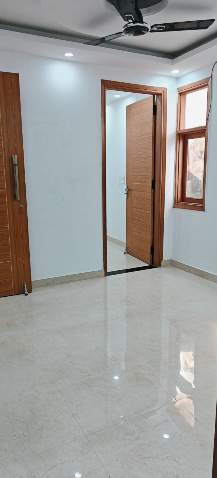 Room, sheikh sarai 1 Bedroom 450 Sq.Ft. Builder Floor In Sheikh Sarai Delhi 9647279