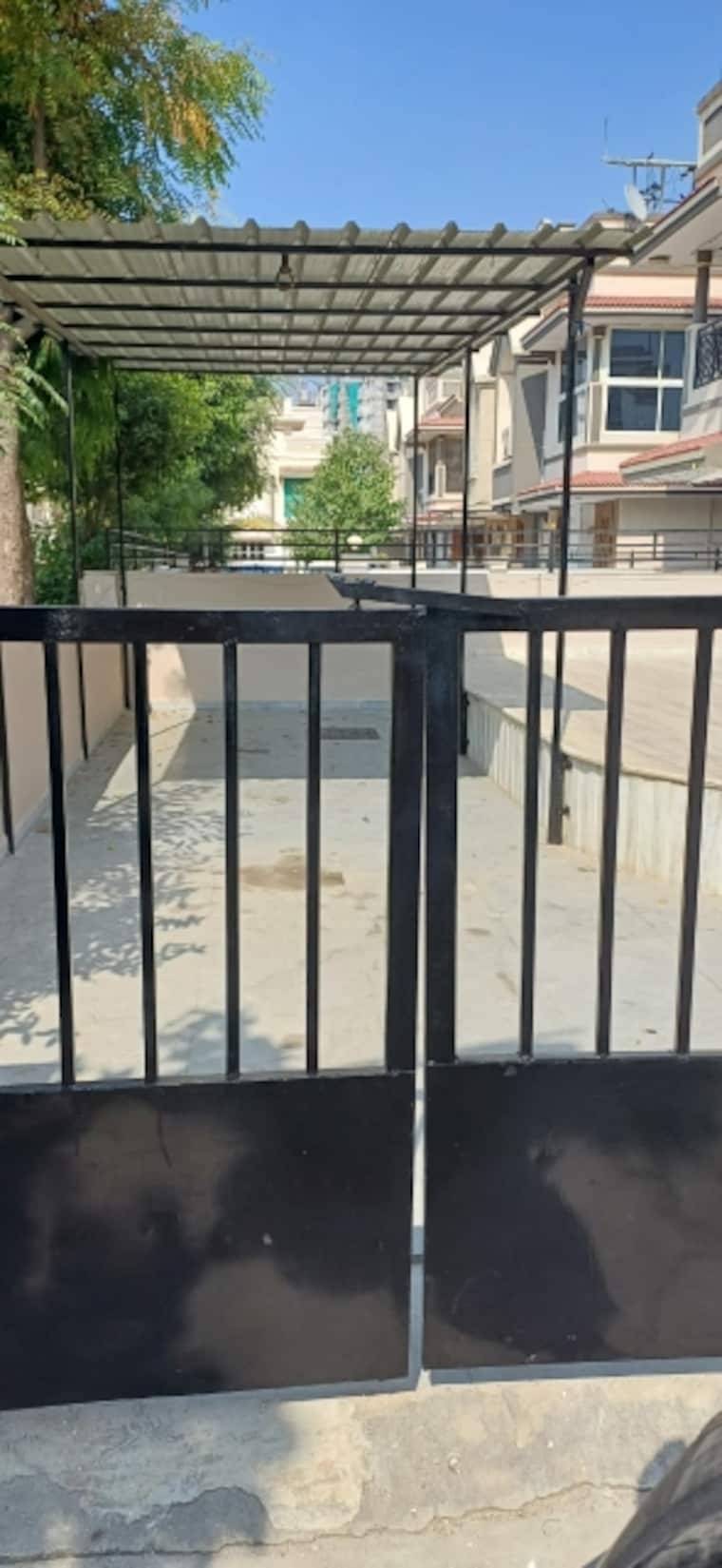 Balcony, sola road 3 Bedroom 2785 Sq.Ft. Villa In Sola Road Ahmedabad 9647353