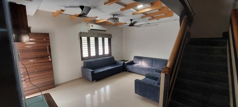 Living Room, sola road 3 Bedroom 2785 Sq.Ft. Villa In Sola Road Ahmedabad 9647353