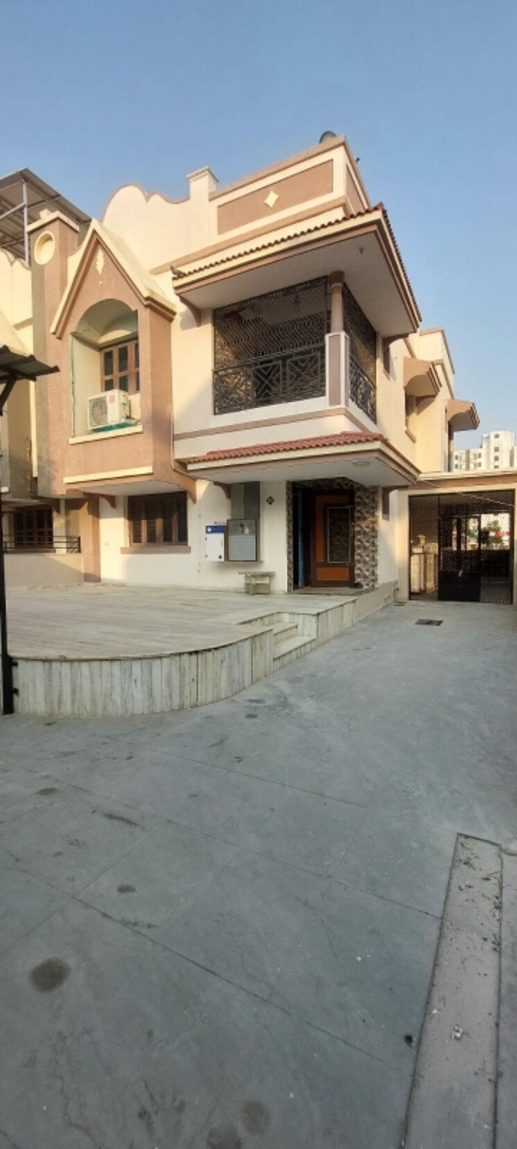 Exterior View, sola road 3 Bedroom 2785 Sq.Ft. Villa In Sola Road Ahmedabad 9647353