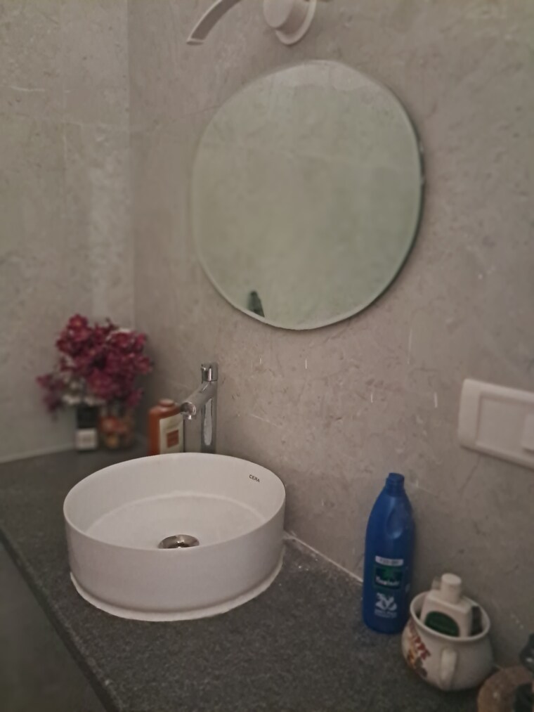 Bathroom, sri-sai-towers-habsiguda 3 Bedroom 1500 Sq.Ft. Apartment In Habsiguda Hyderabad 9647325