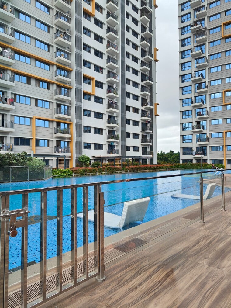 Exterior View, amanora-gold-towers 3.5 Bedroom 1400 Sq.Ft. Apartment In Hadapsar Pune 9647344