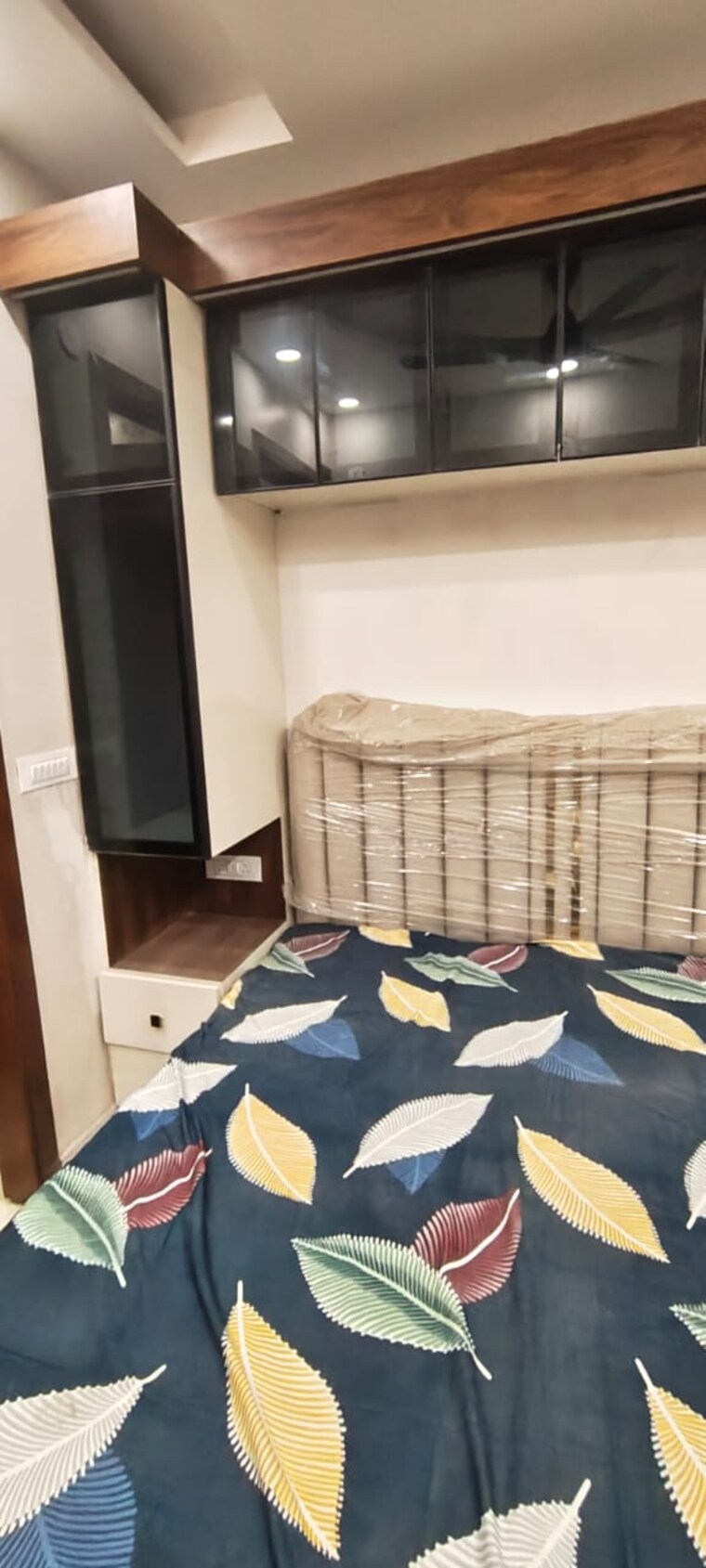 Master Bedroom, dwarka mor 2 Bedroom 60 Sq.Yd. Builder Floor In Dwarka Mor Delhi 9647404