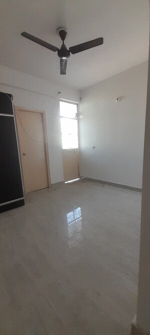 2 BHK Apartment For Rent in Signature Global Solera 2, Sector 107