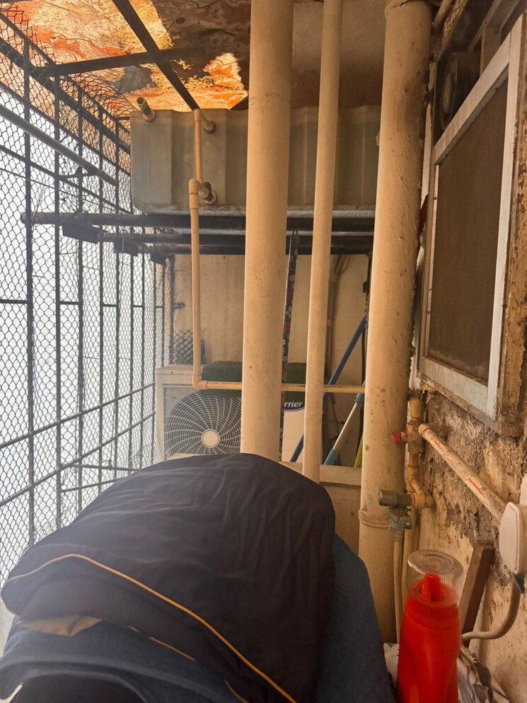 Balcony, swastik-residency-1 2 Bedroom 600 Sq.Ft. Apartment In Ghodbunder Road Thane 9647393