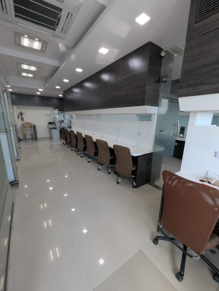 Team Area, real-tech-park Commercial Office Space 1800 Sq.Ft. In Vashi Sector 30a Navi Mumbai 9647386