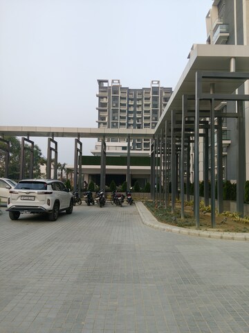 2.5 BHK Apartment For Sale in One OAK Natura, Sushant Golf City