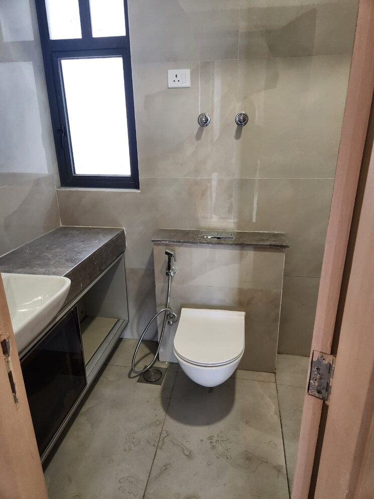 Bathroom, m3m-heights 3 Bedroom 2054 Sq.Ft. Apartment In Sector 65 Gurgaon 9647421