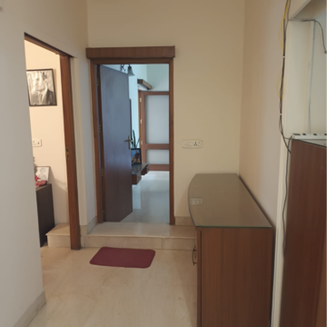 Room in 4 BHK Builder Floor at Boutique Residential Apartments A-10 3, Vasant Vihar – for Rent