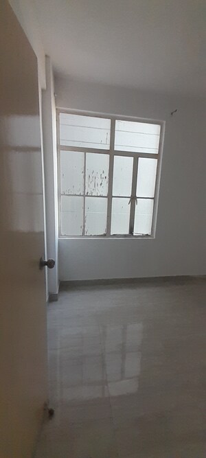 Room in 2 BHK Apartment at Signature Global Solera 2, Sector 107 – for Rent