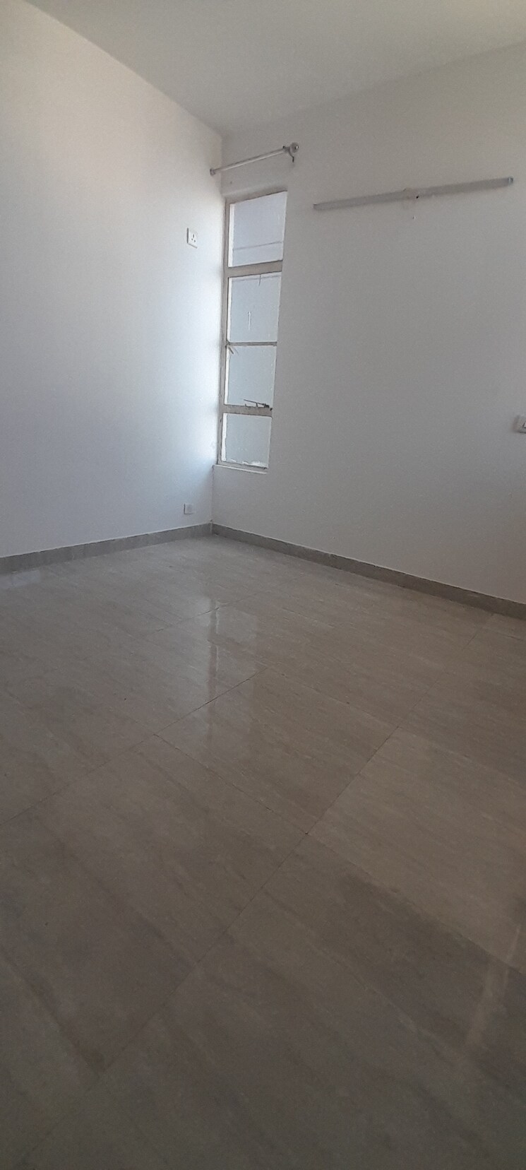 Room, signature-global-solera-2 2 Bedroom 565 Sq.Ft. Apartment In Sector 107 Gurgaon 9647447