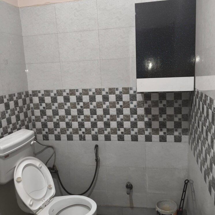 Bathroom, supertech-cape-town 3 Bedroom 1625 Sq.Ft. Apartment In Sector 74 Noida 9647450