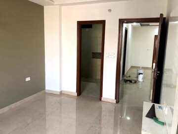 Room in 3.5 BHK Builder Floor at Jadhunath Enclave, Sector 29 – for Rent
