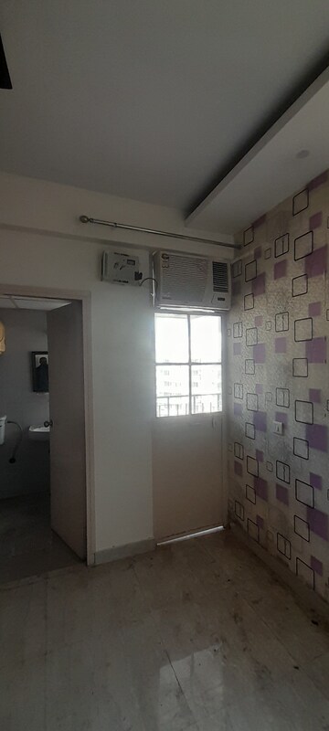 2 BHK Apartment For Rent in Signature Global Solera 2, Sector 107