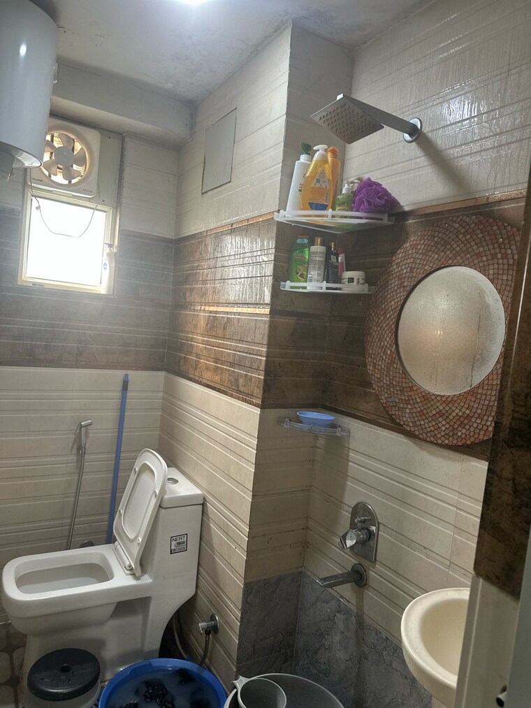 Bathroom, spaze-privy 1 RK 270 Sq.Ft. Apartment In Sector 72 Gurgaon 9647476