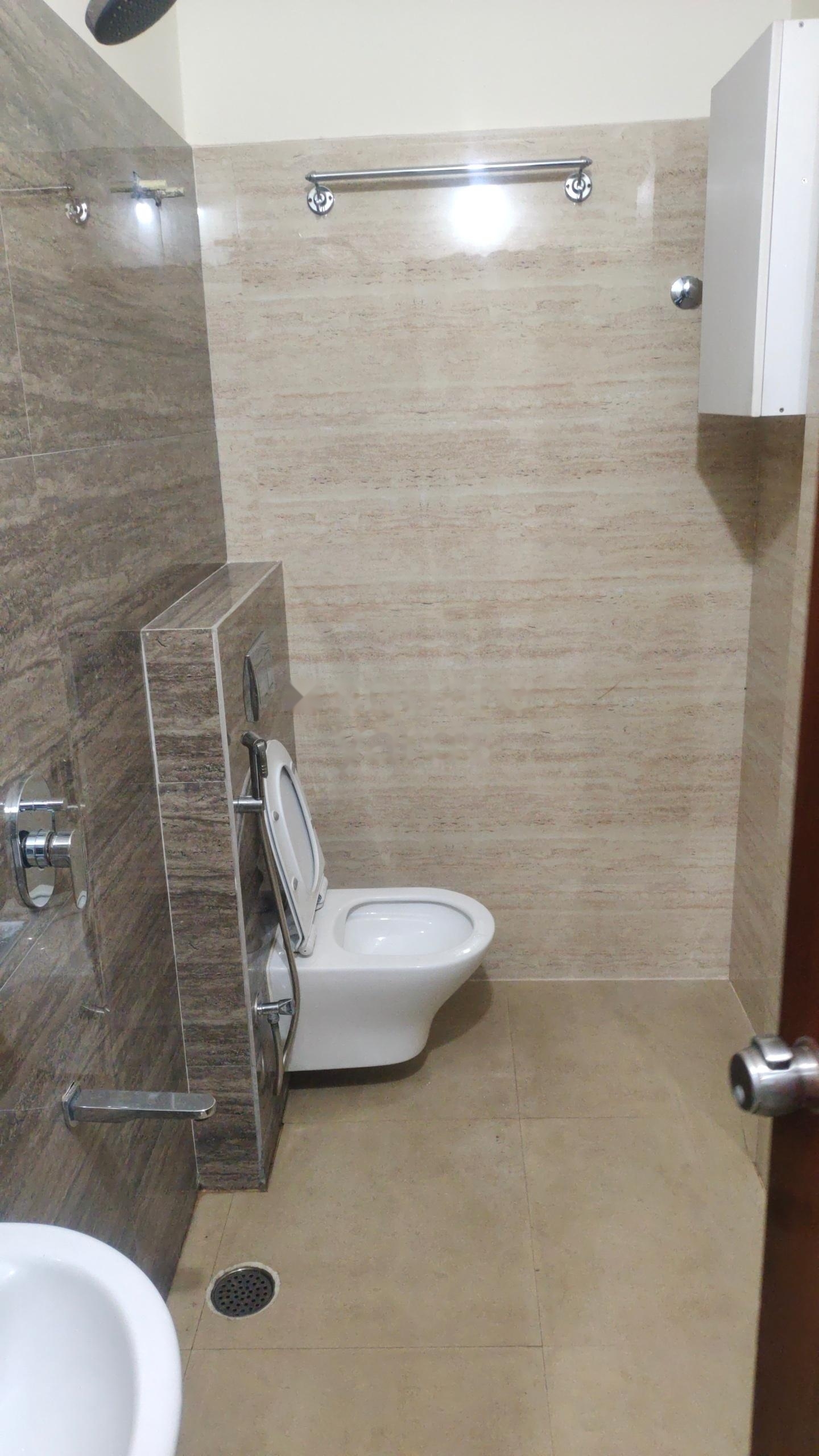 3 BHK Apartment For Rent in Classic Habitat