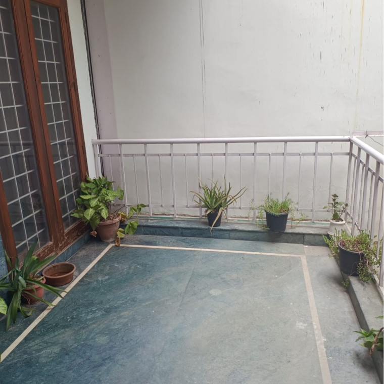 Balcony, boutique-residential-apartments-a-15-19 3 Bedroom 400 Sq.Ft. Apartment In Vasant Vihar Delhi 9647494