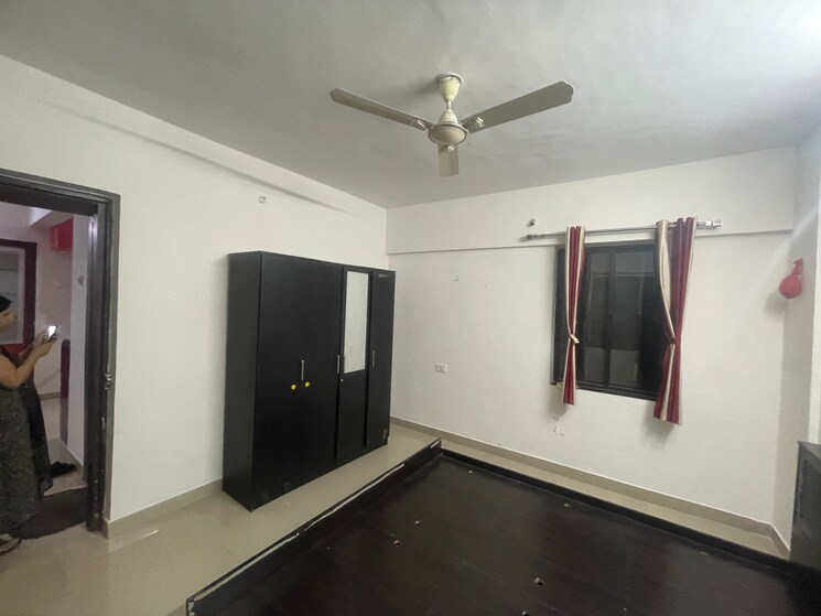 Room, siddhivinayak-shubhashree-residential 2 Bedroom 984 Sq.Ft. Apartment In Akurdi Pune 9625806