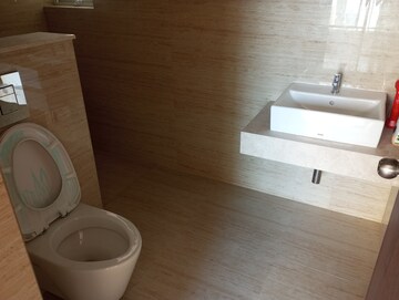 Bathroom in 3 BHK Apartment at Aurobindo Kohinoor, Serilingampally – for Rent