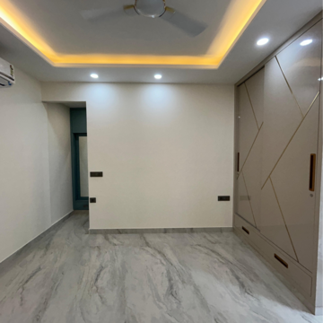 Room in 4 BHK Builder Floor at Boutique Residential Apartments A-15 19, Vasant Vihar – for Sale