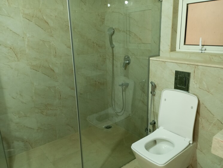 Bathroom, aurobindo-kohinoor 3 Bedroom 2200 Sq.Ft. Apartment In Serilingampally Hyderabad 9647528