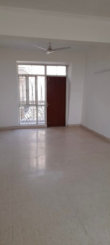 2 BHK Builder Floor For Rent in DLF City Gurgaon, Sector 27