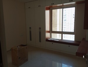 Room in 3 BHK Apartment at Aurobindo Kohinoor, Serilingampally – for Rent