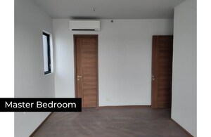 Room in 3 BHK Apartment at Krisumi Waterfall Residences, Sector 36a – for Sale