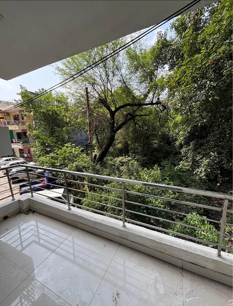 Balcony, dhakoli 2 Bedroom 94 Sq.Yd. Apartment In Dhakoli Zirakpur 9647597