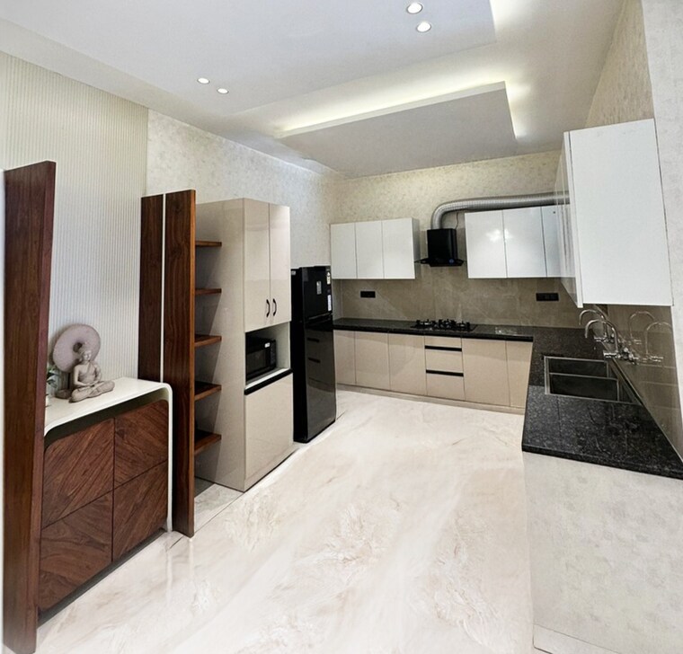 Kitchen, vip road 3 Bedroom 1850 Sq.Ft. Apartment In Vip Road Zirakpur 9647634