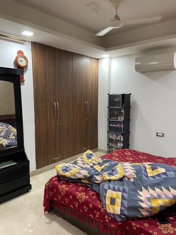 Bedroom in 4 BHK Builder Floor at Vipul Square, Sushant Lok I – for Rent