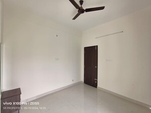 Room in 3 BHK Builder Floor at Hsr Layout – for Rent