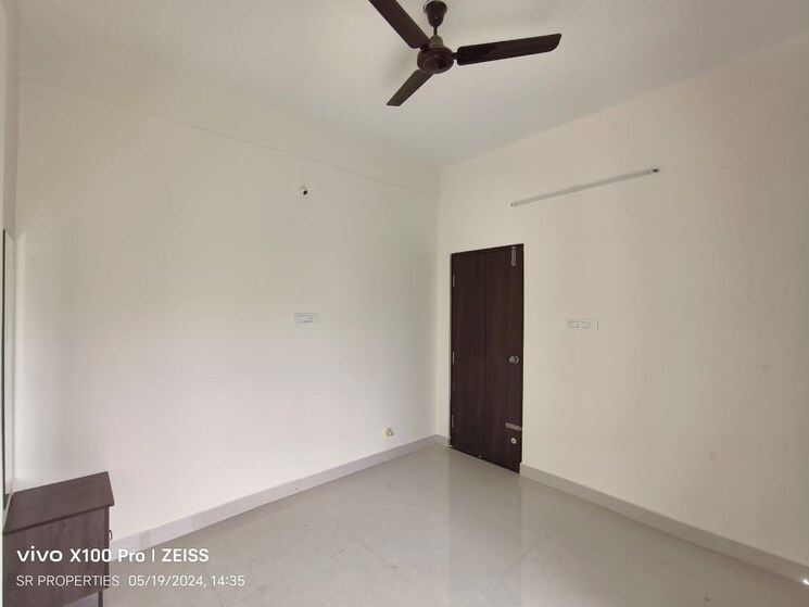 Room, hsr layout 3 Bedroom 2000 Sq.Ft. Builder Floor In Hsr Layout Bangalore 9647627