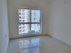 Room in 2 BHK Apartment at Godrej Green Cove, Mahalunge – for Rent