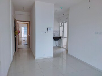 Room in 2 BHK Apartment at Godrej Green Cove, Mahalunge – for Rent