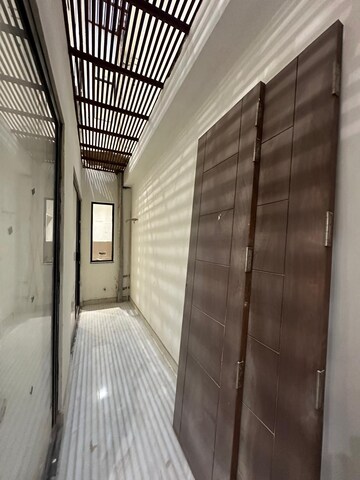 Building Lobby in 3 BHK Builder Floor at Builder Floor, Sector 28 – for Rent