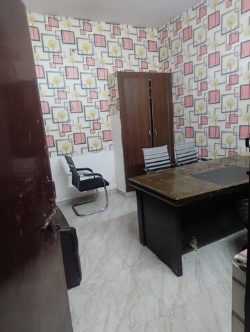 Living Room in  Office Space in IT/SEZ at Gomti Nagar – for Rent