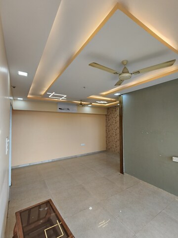 Room in 2.5 BHK Apartment at Lodha Lakeshore Greens, Dombivli East – for Sale