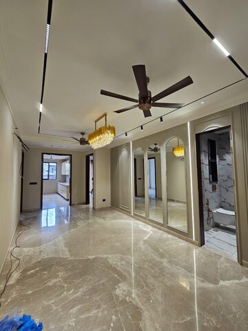 Living Room in 4 BHK Builder Floor at Sushant Lok 2, Sector 57 – for Sale