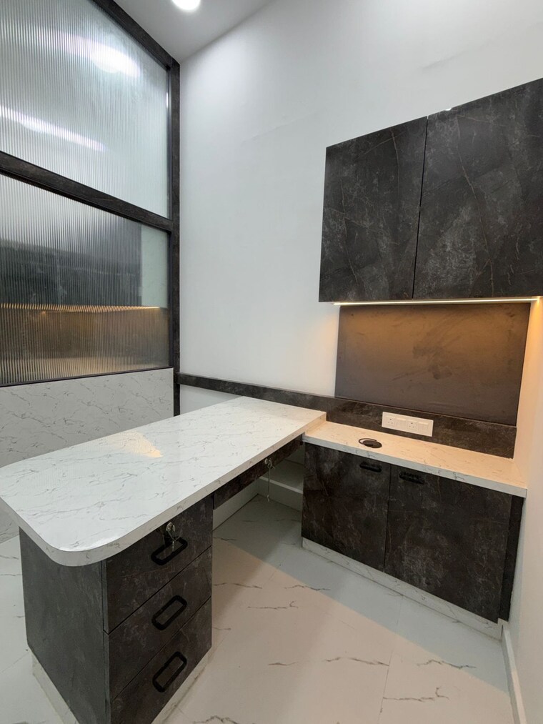 Kitchen, rustomjee-eaze-zone-mall Commercial Office Space 140 Sq.Ft. In Malad West Mumbai 9647739