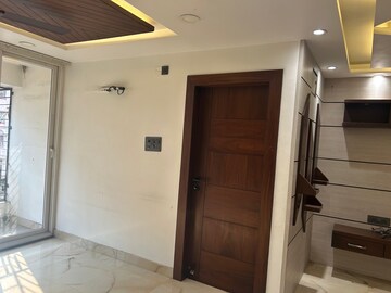 Room in 2 BHK Apartment at Sakchi – for Sale