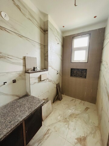 Bathroom in 3.5 BHK Builder Floor at Sushant Lok 3, Sector 57 – for Sale