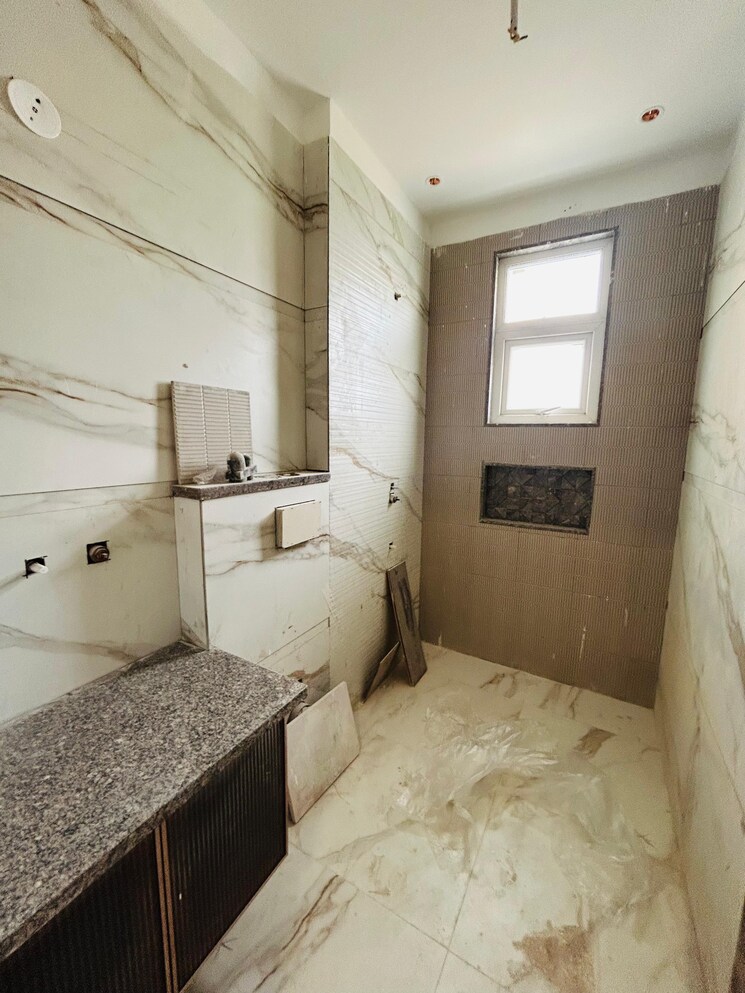 Bathroom, sushant-lok-3 3.5 Bedroom 2200 Sq.Ft. Builder Floor In Sector 57 Gurgaon 9647798