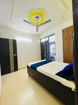 Bedroom in 2 BHK Apartment at Saket – for Rent